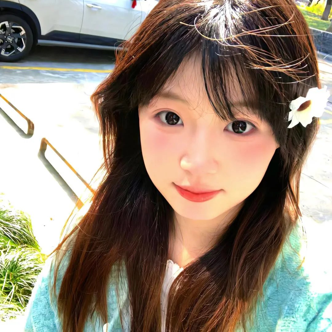 早餐时女歌迷快闪